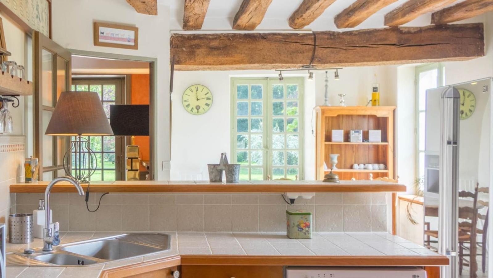 Maison Chaleureuse De 4 A 12 Personnes Neuville-aux-Bois Exterior foto